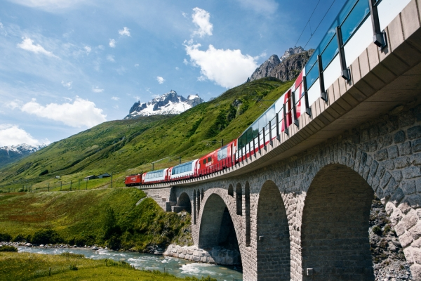 Zermatt ↔ St. Moritz / Davos